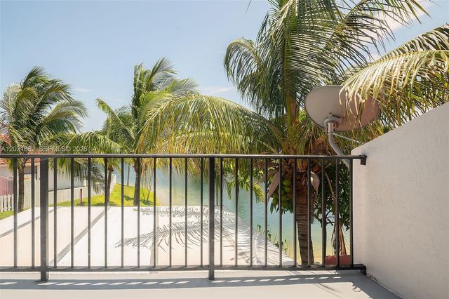 1711 San Remo Cir, Homestead, FL 33035