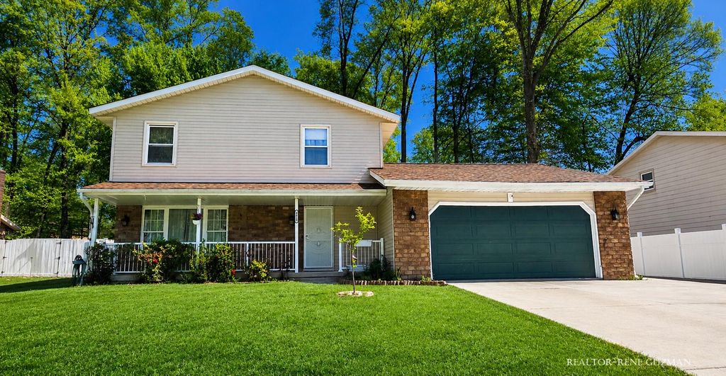 4810 Stauffer Avenue Se, City Of Kentwood, MI 49508