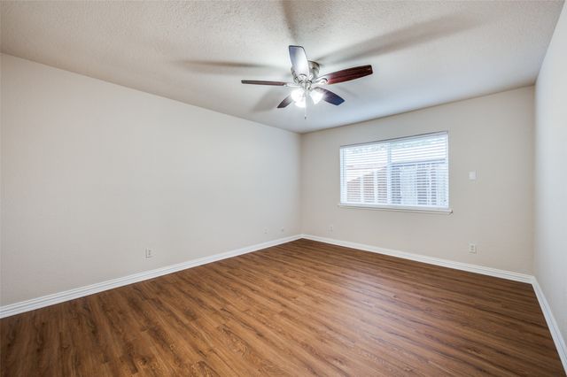 5072 Stanley Drive, The Colony, TX 75056
