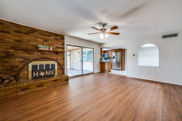 5072 Stanley Drive, The Colony, TX 75056