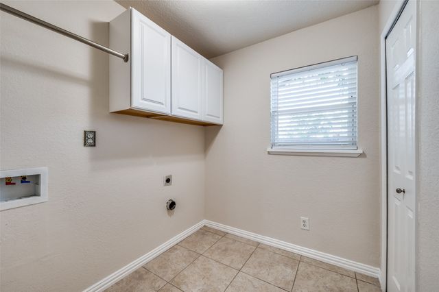 5072 Stanley Drive, The Colony, TX 75056