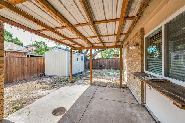 5072 Stanley Drive, The Colony, TX 75056