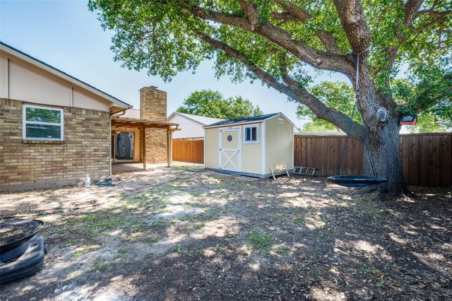 5072 Stanley Drive, The Colony, TX 75056
