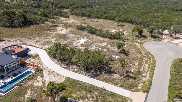 910 Blueridge Vw, Canyon Lake, TX 78133