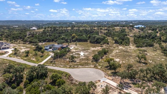 910 Blueridge Vw, Canyon Lake, TX 78133