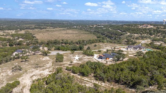 910 Blueridge Vw, Canyon Lake, TX 78133