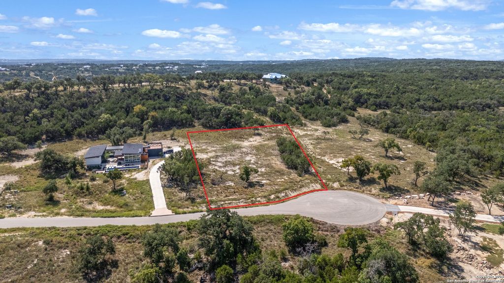 910 Blueridge Vw, Canyon Lake, TX 78133