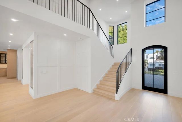4239 Tarzana Estates Dr., Tarzana, CA 91356