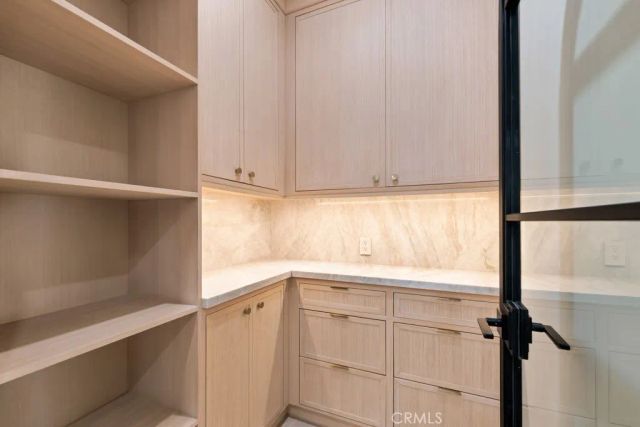 4239 Tarzana Estates Dr., Tarzana, CA 91356