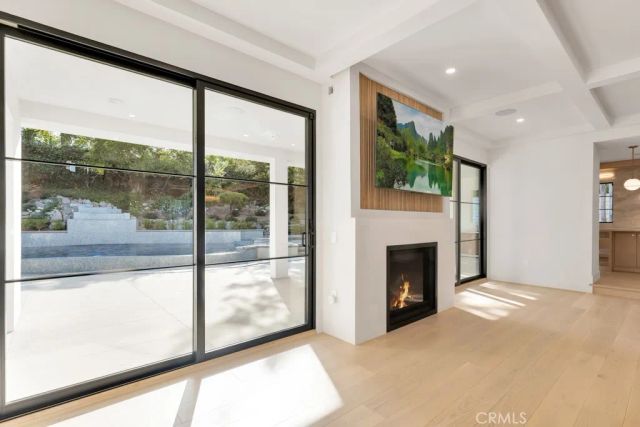 4239 Tarzana Estates Dr., Tarzana, CA 91356