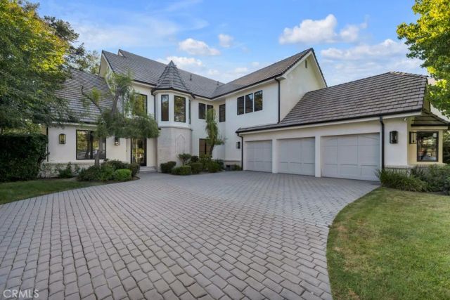 4239 Tarzana Estates Dr., Tarzana, CA 91356