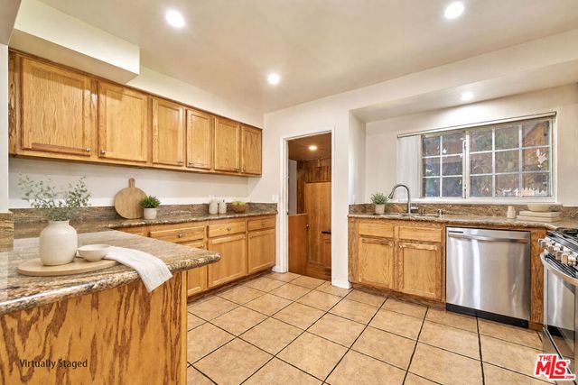 1436 W Valencia Drive, Fullerton, CA 92833