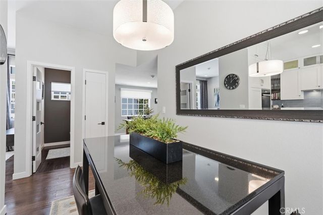 702 S Broadway A, Redondo Beach, CA 90277