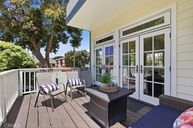 702 S Broadway A, Redondo Beach, CA 90277