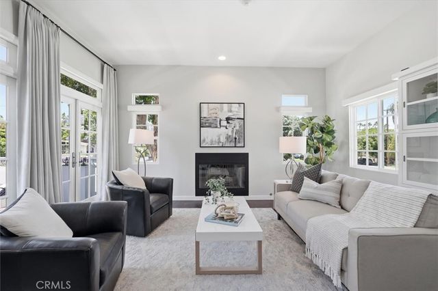 702 S Broadway A, Redondo Beach, CA 90277