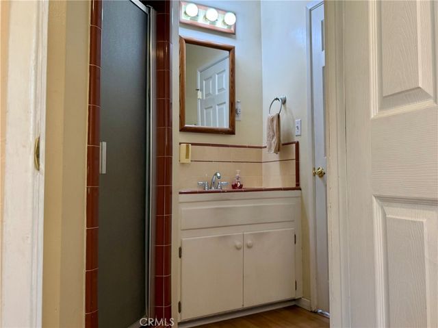 543 E Comstock, Glendora, CA 91741