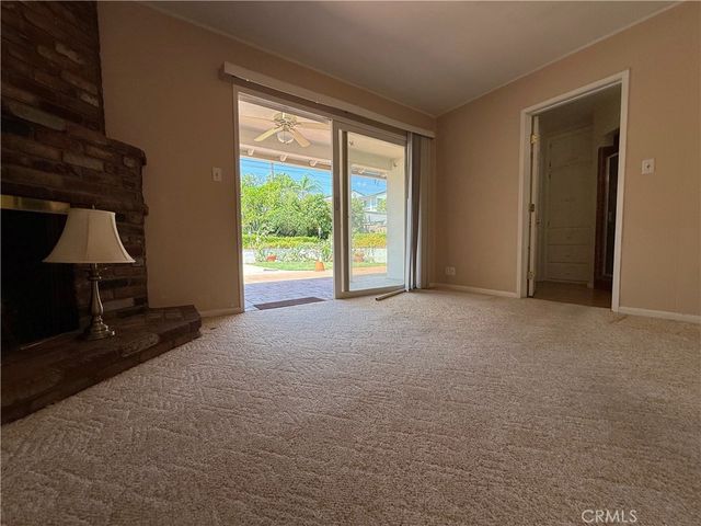 543 E Comstock, Glendora, CA 91741