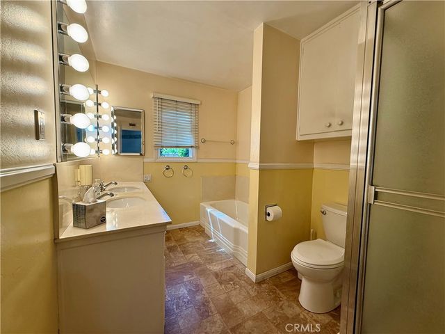 543 E Comstock, Glendora, CA 91741