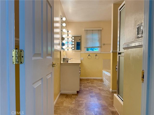 543 E Comstock, Glendora, CA 91741