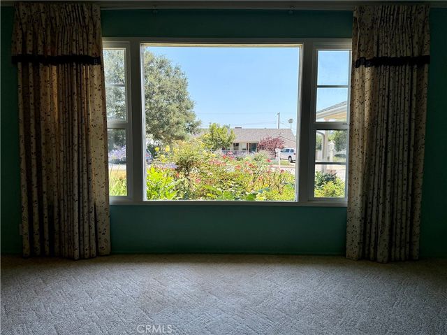 543 E Comstock, Glendora, CA 91741