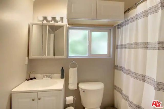 39219 Cedar Dell Road, Fawnskin, CA 92333
