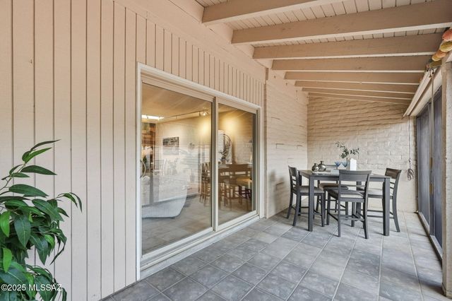 4968 N Territory Avenue, Tucson, AZ 85750