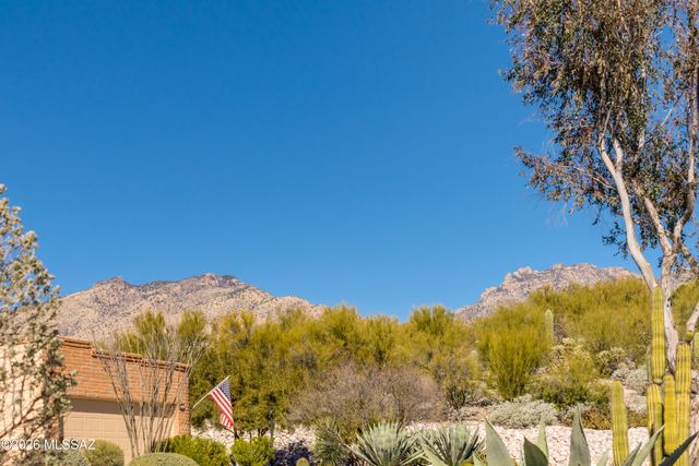 4968 N Territory Avenue, Tucson, AZ 85750