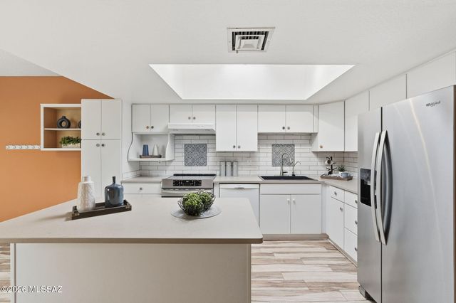 4968 N Territory Avenue, Tucson, AZ 85750