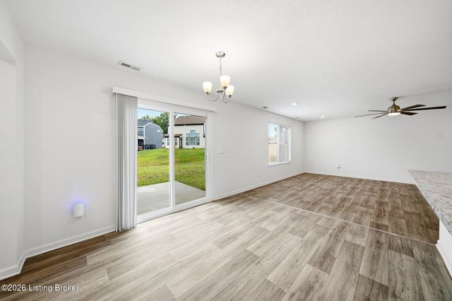262 Sanctuary Dr, Shepherdsville, KY 40165