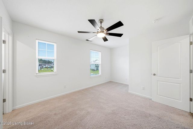 262 Sanctuary Dr, Shepherdsville, KY 40165