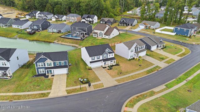 262 Sanctuary Dr, Shepherdsville, KY 40165