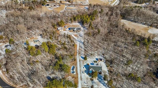 6916 Lawrence Farm Lane, Randleman, NC 27317