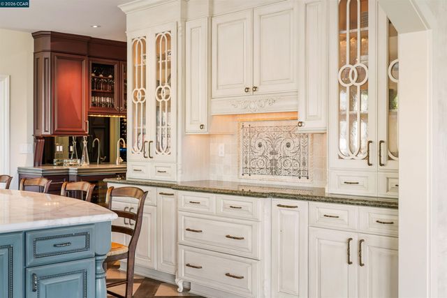 298 Barrington Ln, Alamo, CA 94507