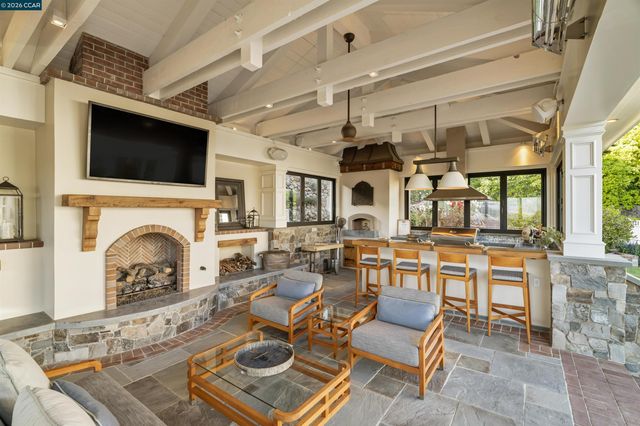 298 Barrington Ln, Alamo, CA 94507