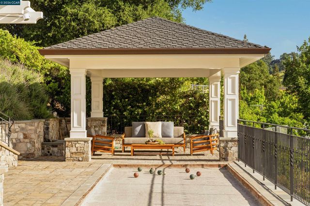 298 Barrington Ln, Alamo, CA 94507