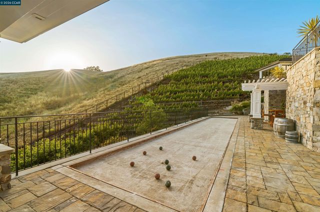 298 Barrington Ln, Alamo, CA 94507