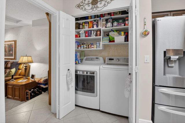 9064 Boca Gardens Parkway B, Boca Raton, FL 33496