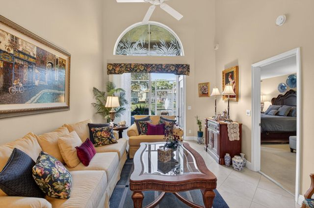 9064 Boca Gardens Parkway B, Boca Raton, FL 33496