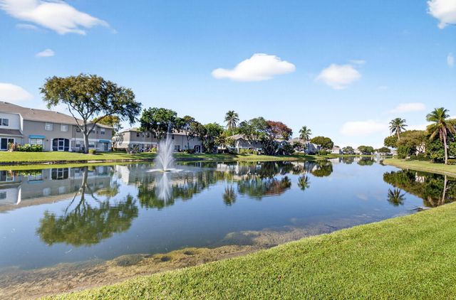 9064 Boca Gardens Parkway B, Boca Raton, FL 33496