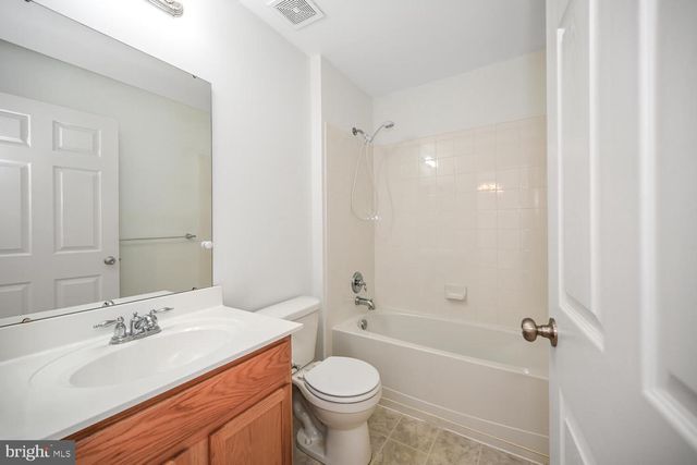 206 CAMELOT DR, Chestertown, MD 21620