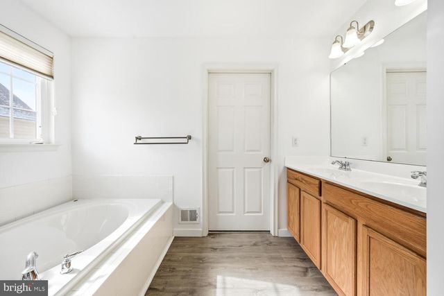 206 CAMELOT DR, Chestertown, MD 21620