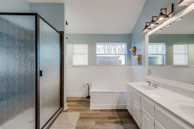 3110 Point CV, Lago Vista, TX 78645