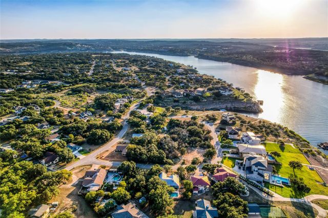 3110 Point CV, Lago Vista, TX 78645