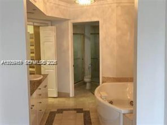19333 Collins Avenue 1109, Sunny Isles Beach, FL 33160