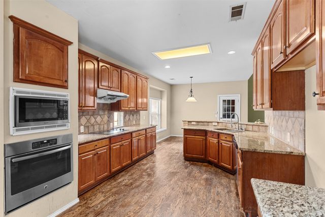 2729 Timber Brook Drive, Plano, TX 75074