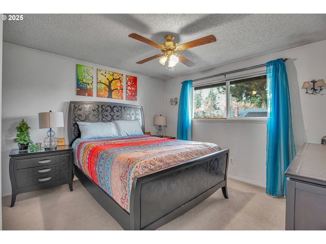 17277 Sw SUGAR PLUM Ct, Beaverton, OR 97007