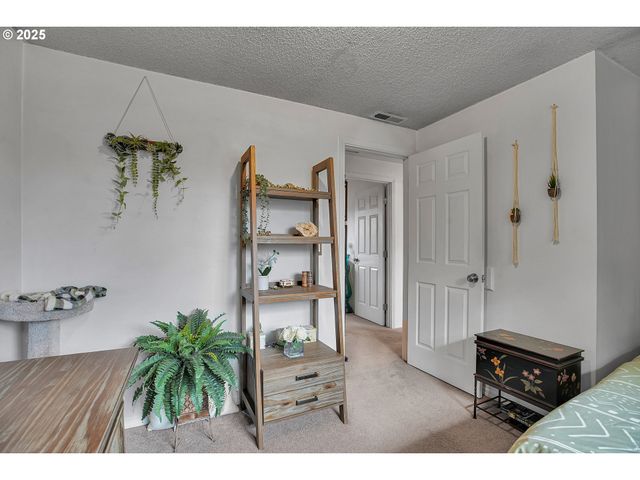 17277 Sw SUGAR PLUM Ct, Beaverton, OR 97007