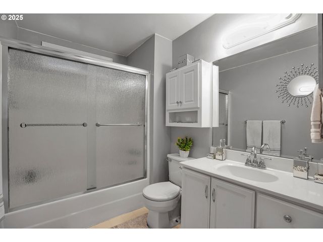 17277 Sw SUGAR PLUM Ct, Beaverton, OR 97007