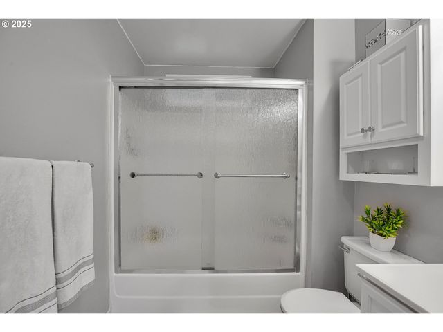 17277 Sw SUGAR PLUM Ct, Beaverton, OR 97007