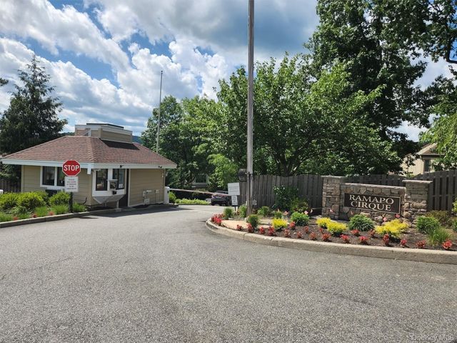 5 Bannock Court, Suffern, NY 10901